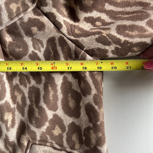 Tasha Polizzi Leopard Jacket - Picture 9 of 14